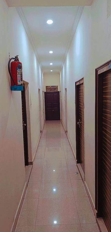 Hotel Bhagirath Varanasi Exterior foto